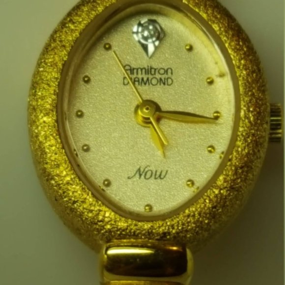 Working Armitron Now Diamond Chip One Jewel - Picture 7 of 8